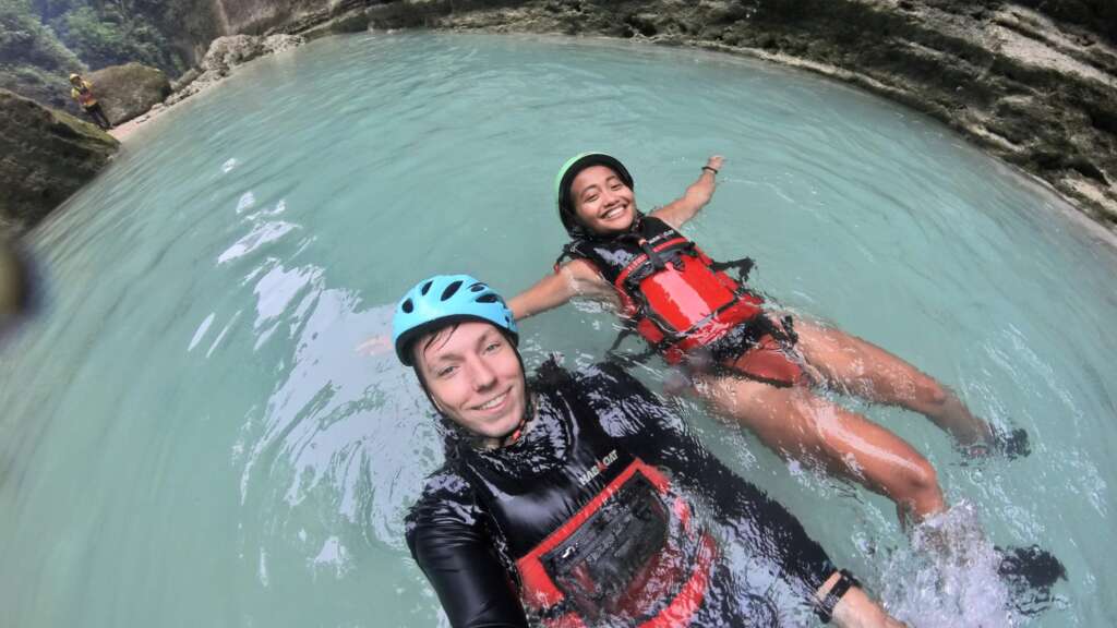 Floating in the water - Kawasan Falls Canyoneering