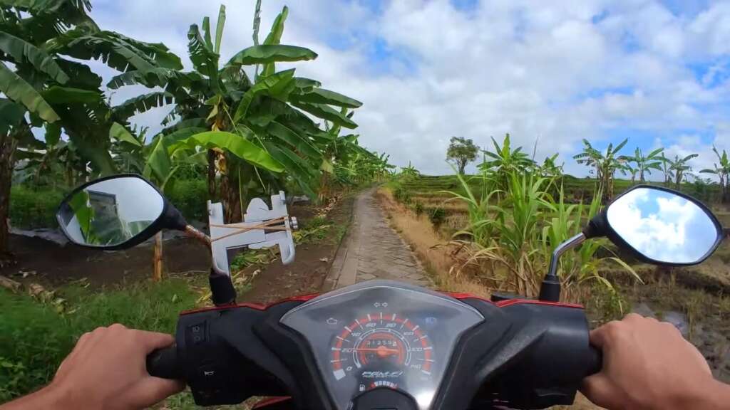 Driving on a shortcut in Bali
